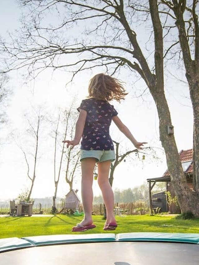 How to protect a trampoline during winter?