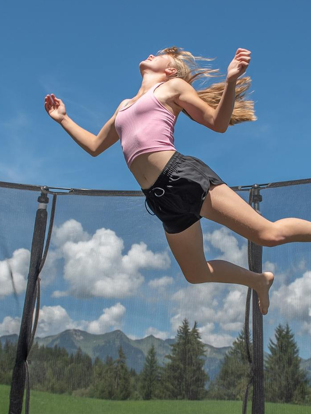 Fueling Bounces: Nutritious Snacks for Trampoline Activities