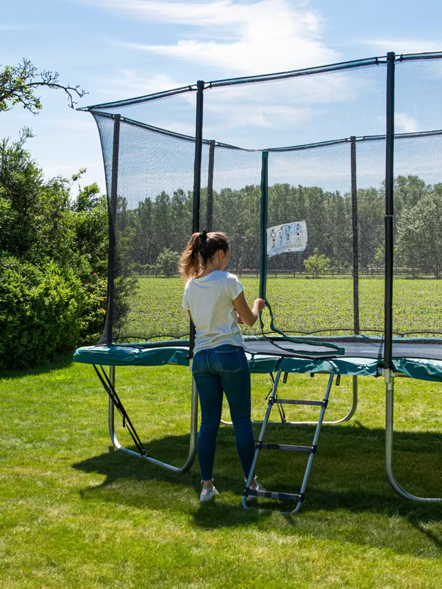 10ft vs 14ft Trampoline: Exploring The Differences