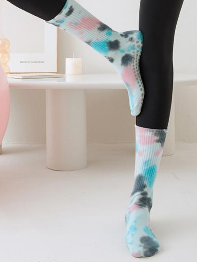 Wondering What Makes Trampoline Socks a Must-have?