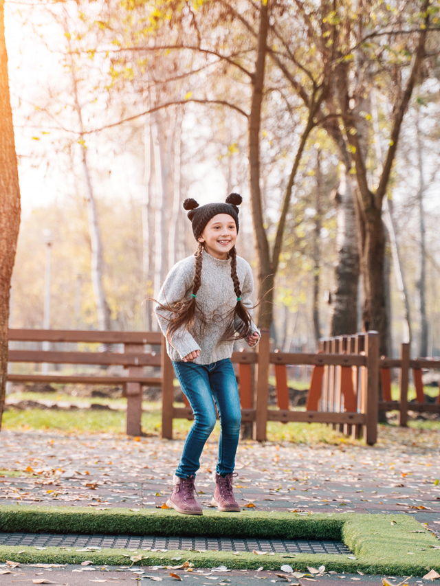 How Do Trampolines Make Kids Feel Happy and Calm?