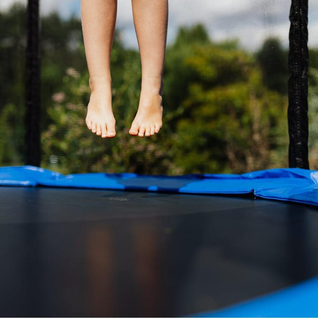 The Science of Bouncing - Trampolines Bounce
