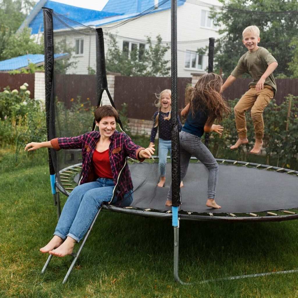 How Incorporating Sport Trampoline Can Help - trampolines